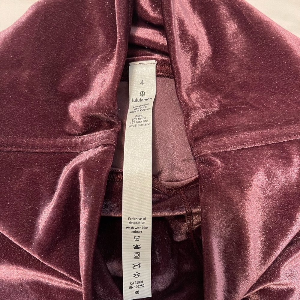 Lululemon wunder lounge velvet leggings size 4 - Picture 2 of 6